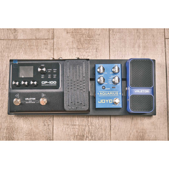Qable Board Micro Guitar Effect Pedal Board Aluminum Alloy 15 × 5.20 Inch with Carrying Bag